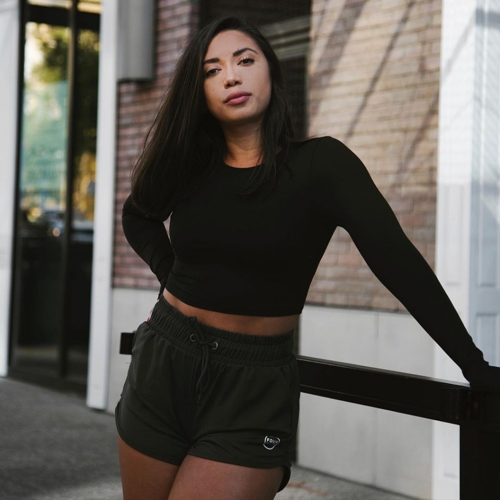 Long Sleve Black Crop Top